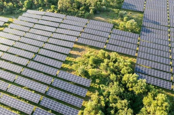 Potenziare l"Efficienza Energetica nei Grandi Edifici Commerciali: Il Ruolo Innovativo dei Sensori IoT